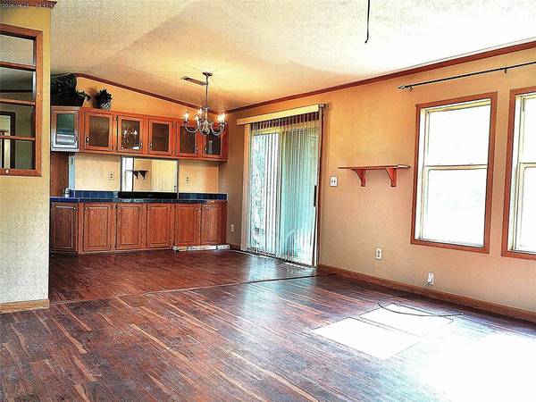 7325 County Road 350, Blanket, TX 76432