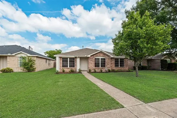 2938 Marquis Lane, Lancaster, TX 75134