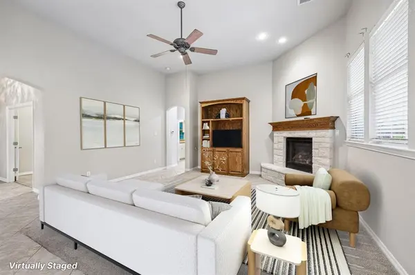 2201 Riverwood Drive, Weatherford, TX 76087