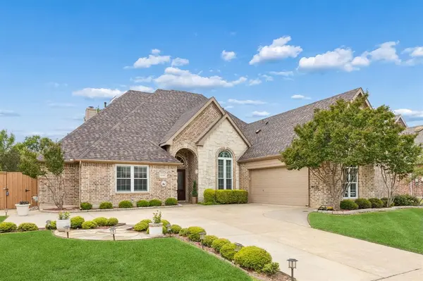 6501 Falcon Crest Lane, Sachse, TX 75048