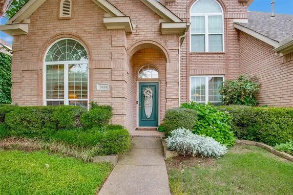 3813 Cherokee Drive, Bedford, TX 76021