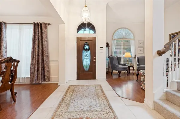 3813 Cherokee Drive, Bedford, TX 76021