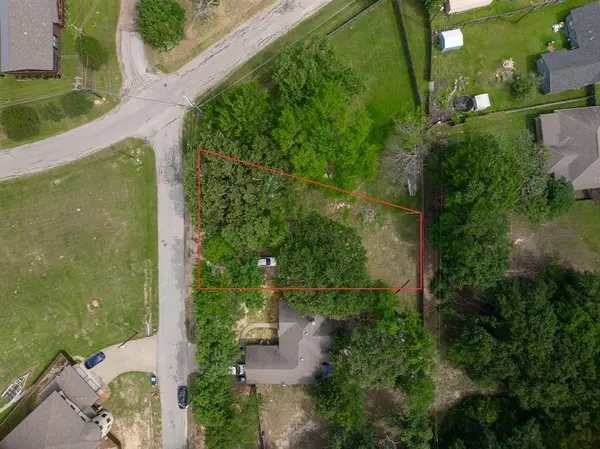 104 Autumn Wood Trail, Gun Barrel City, TX 75156