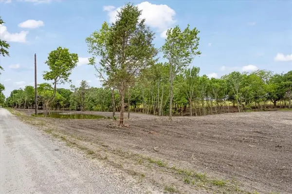 641 Jameson, Van Alstyne, TX 75495