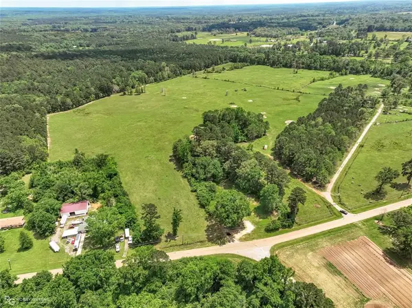 000 Percy Burns Road, Springhill, LA 71075