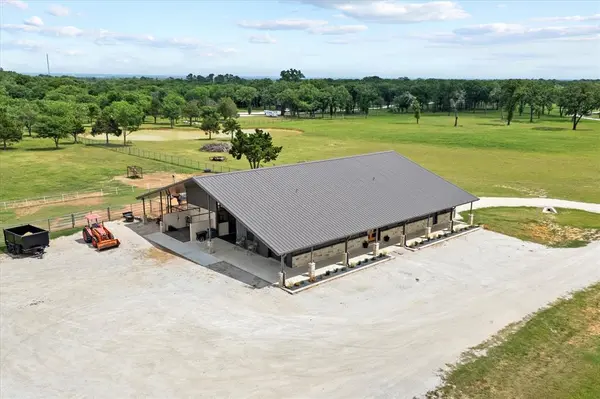 10701 Osburn Road, Pilot Point, TX 76258