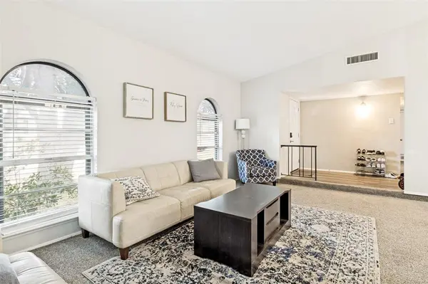 10826 Wallbrook Drive, Dallas, TX 75238
