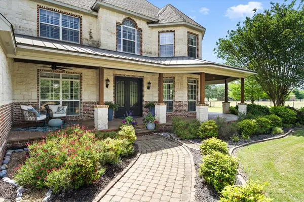 5900 Kings Creek Drive, Post Oak Bend, TX 75142