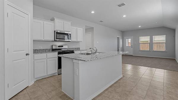 158 DAVIS Lane, Newark, TX 76071