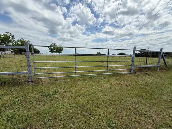 2648 Private Road 5101, Farmersville, TX 75442