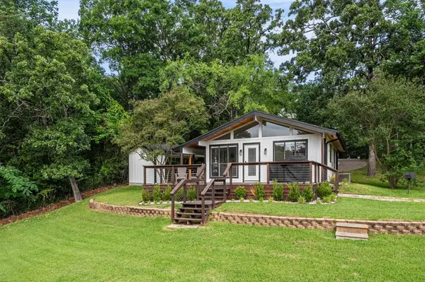 1309 Utopia Court, Tool, TX 75143
