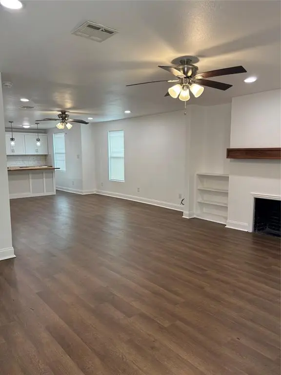 2722 S Adams Street, Fort Worth, TX 76110