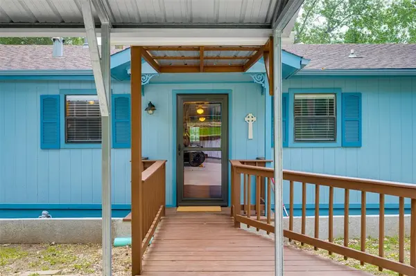 20 Waco, Elkhart, TX 75839