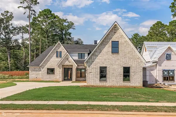 390 Newburn Lane,  Shreveport,  LA 71106