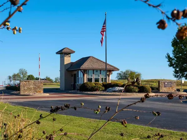 7301 Palm Hills Drive, Cleburne, TX 76033