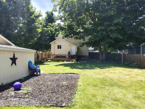 315 E Main ST, Vernon, MI 48476