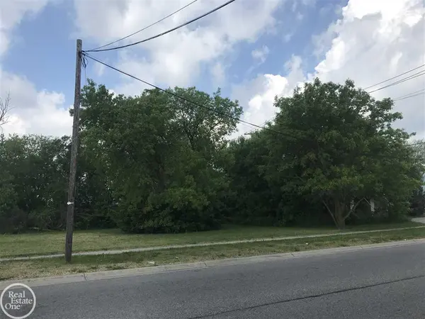 2500 Lapeer RD, Port Huron, MI 48060
