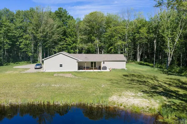 5590 N Jefferson RD, Mills Twp, MI 48642
