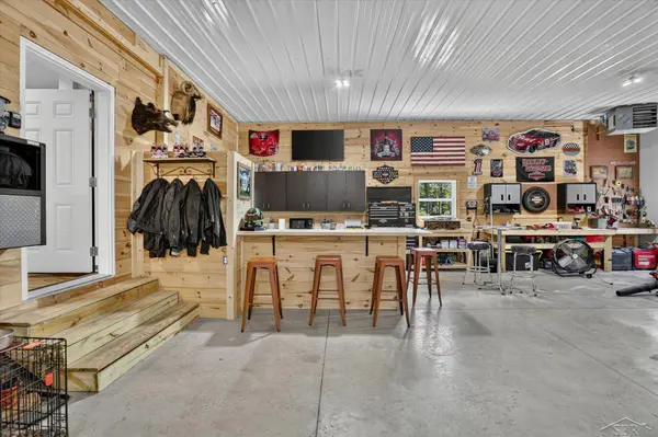 5590 N Jefferson RD, Mills Twp, MI 48642