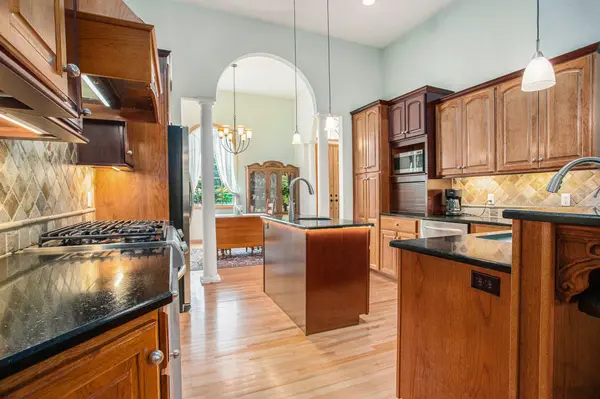 106 Buckingham LN, Pennfield Twp, MI 49017