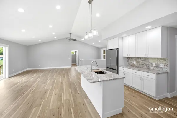 13881 Meadow Oak DR NE, Oakfield Twp, MI 48838