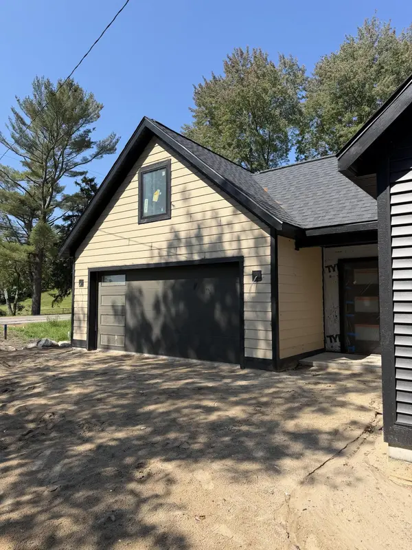 770 W Pontaluna RD, Norton Shores City, MI 49444