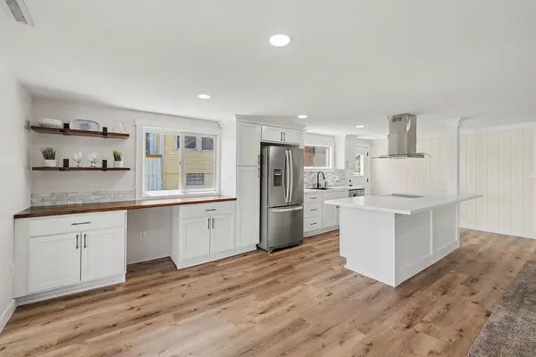 6600 Shoreline CT, Boston Twp, MI 48881