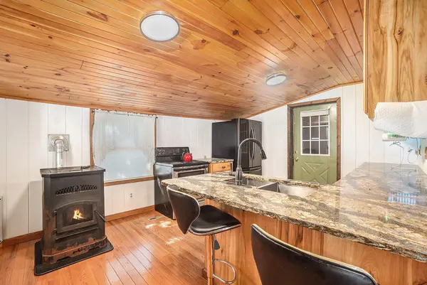 2249 E Ferry ST, Ferry Twp, MI 49455