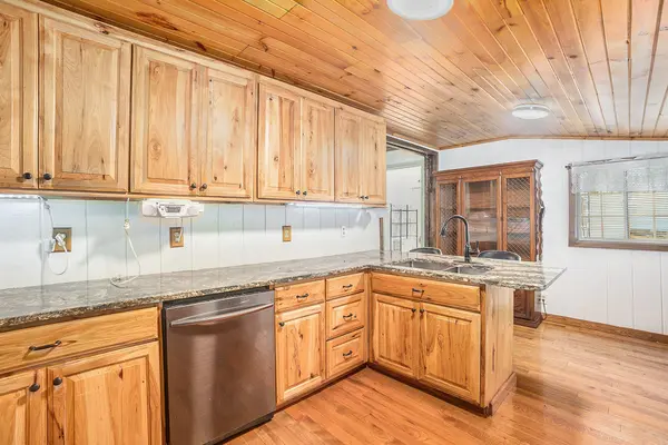 2249 E Ferry ST, Ferry Twp, MI 49455