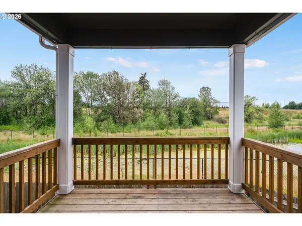1043 N FAIRHOPE PL, Ridgefield, WA 98642
