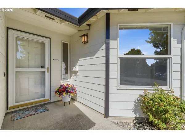 1715 SW SONGBIRD ST, Mc Minnville, OR 97128