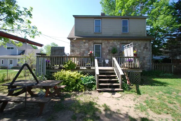 135 Carpenter ST, West Branch Twp, MI 48661