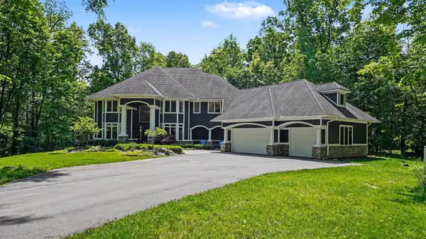 6311 Cobblestone LN, Webster Twp, MI 48130