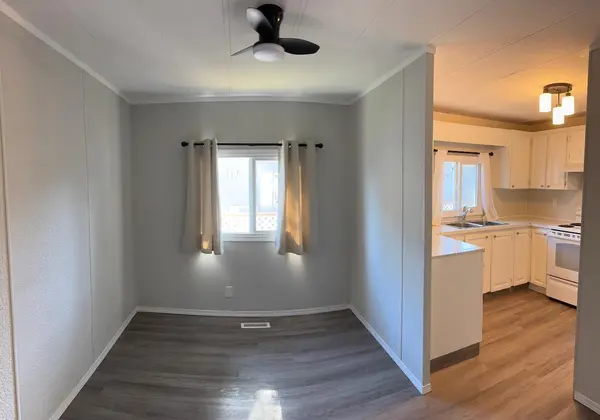 206 Polar AVE, High River, AB T1V 1J4