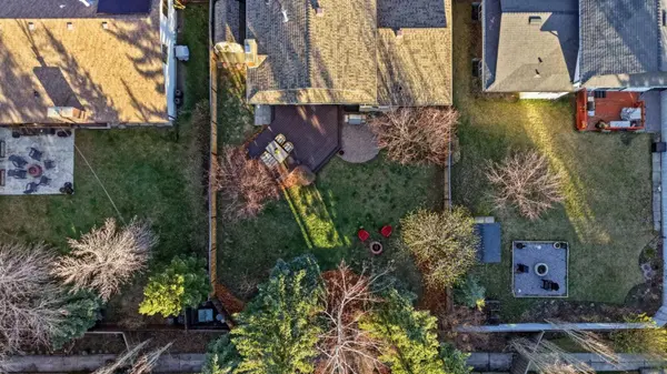 5893 Dalcastle DR NW, Calgary, AB T3A 2C2