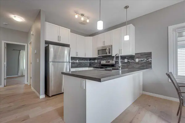 95 Heritage DR, Penhold, AB T0M1R0