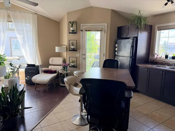 31 Jamieson AVE #425, Red Deer, AB T4P 0H7