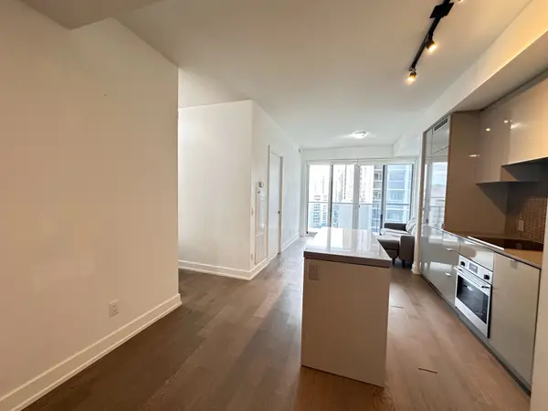 7 Grenville ST #1606, Toronto C01, ON M4Y 0E9