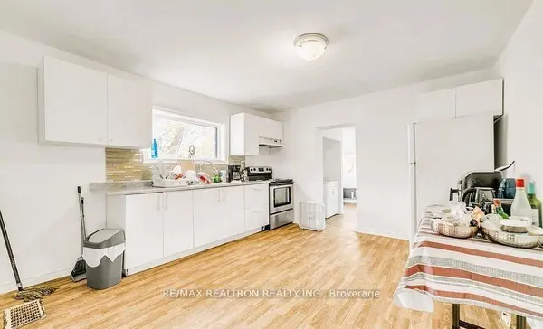 16958 Bayview AVE, Newmarket, ON L3Y 6M5