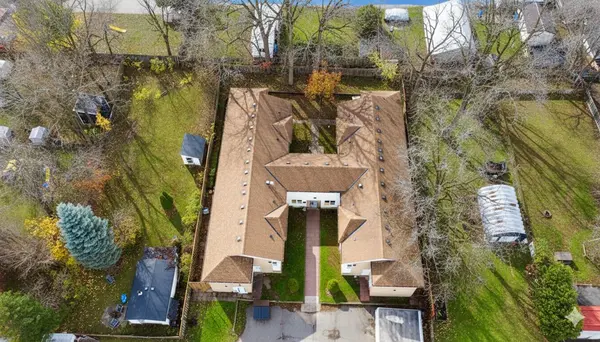 24 North ST N, Barrie, ON L4M 2R9