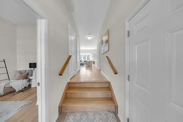 3169 Searidge ST, Severn, ON L3V 0Y4
