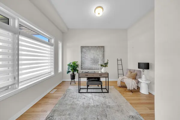 3169 Searidge ST, Severn, ON L3V 0Y4