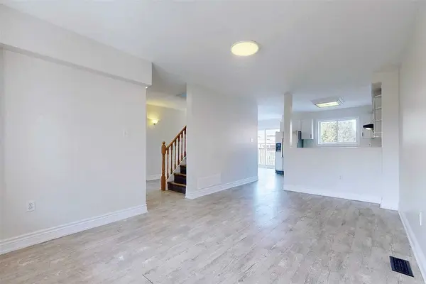 9 Sydenham Wells N/A, Barrie, ON L4M 6R3