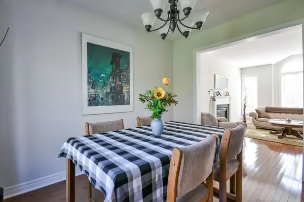 112 Crimson Ridge RD, Barrie, ON L4N 0G9