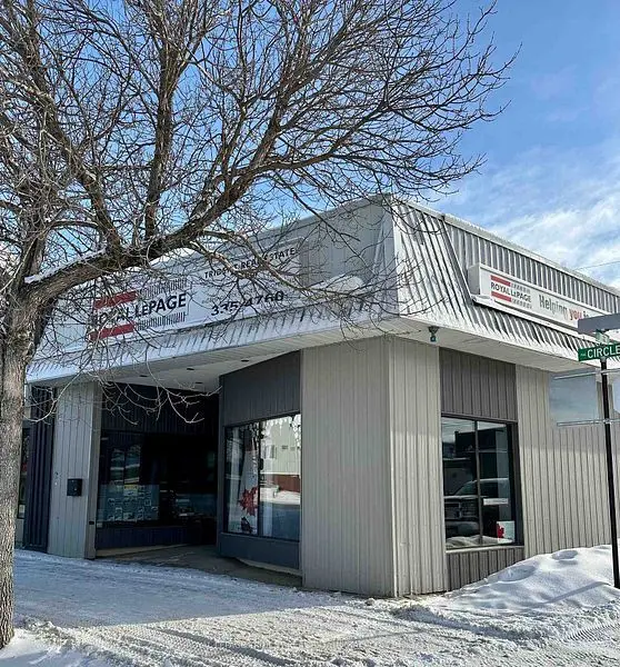 20 Circle ST, Kapuskasing, ON P5N 1T4