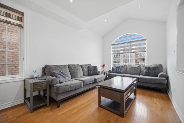56 IRON BLOCK DR, Brampton, ON L7A 0J1