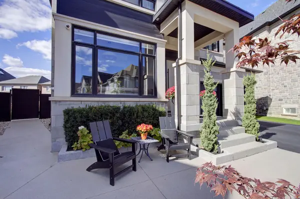 75 Ballmer TRL, Oakville, ON L6H 0V6