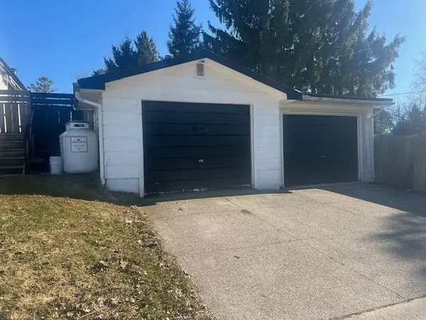 34 George ST N, West Grey, ON N0G 1S0