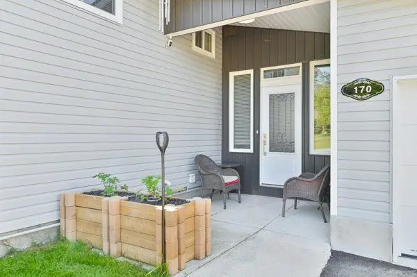 170 Durham ST N, Centre Hastings, ON K0K 2K0
