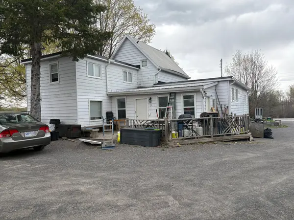 5535 Mitch Owens RD N, Blossom Park - Airport And Area, ON K1X 1C2